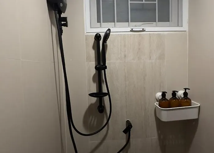 Nakhon 25 By Panasan Estate Apartment *